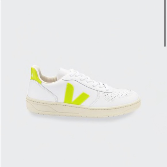 Veja Shoes - ❗️LAST CHANCE❗️V 10 Neon Leather Low-Top Sneakers